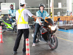 การตรวจสอบความปลอดภัย และการเตรียมพร้อมก่อนการขับรถ
